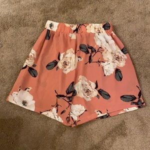 Pink and white floral shorts women’s size L